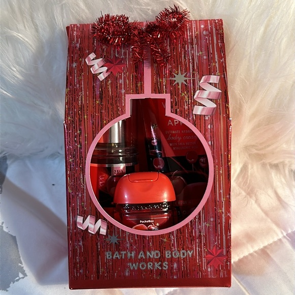 NWT-B&BW Candy Cane Set / Mini Backpack/ Mini Fragrance Set/ Sanitizer Holder - Picture 7 of 12